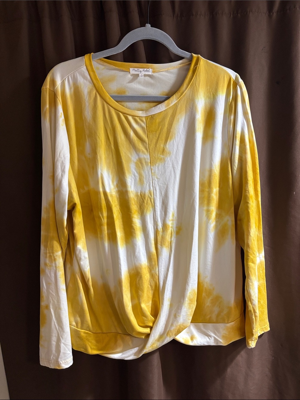 Priscilla of Boston Yellow & White Tie-Dye Twist Front Long Sleeve Top